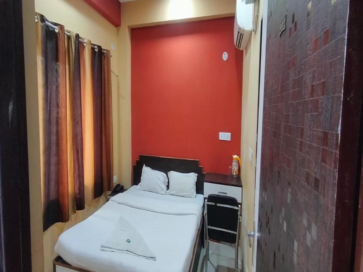 Hotel Kashi Varanasi Exterior photo